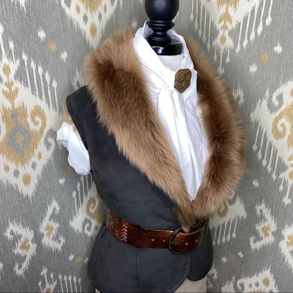 Ralph Lauren Collection Brown & Tan Shearling Contoured Sleeveless Gilet - Picture 8 of 16